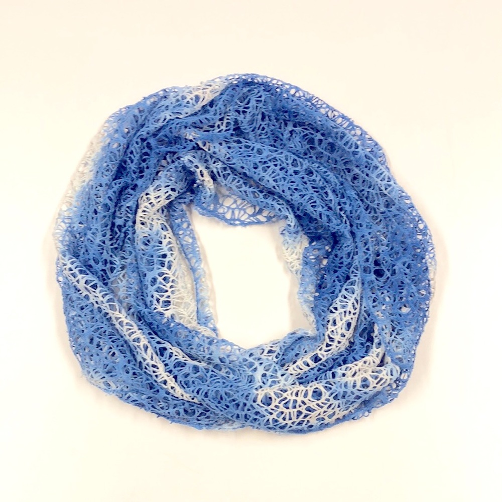 Lightweight Textured Infinity Scarf